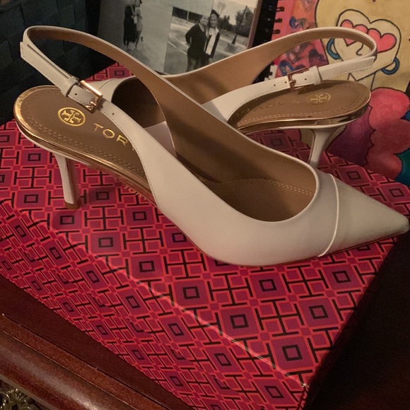 BNIB- Tory Burch white Slingback pumps-Sold out Limited Edition from Tory Burch - Picture 3 of 6